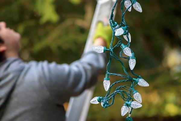 8 Tips for Christmas Decorating Without Damaging Your Roof