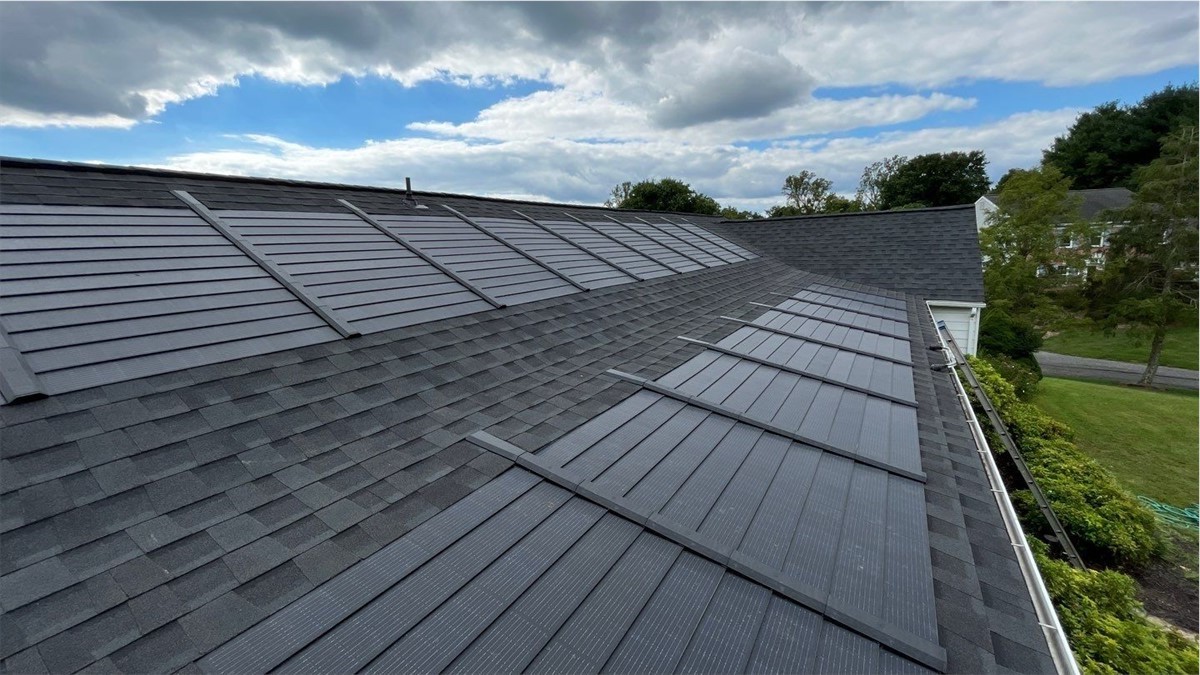 GAF Timberline™ Solar roofing system
